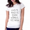 T-shirt bianca divertente e simpatica frase essere normale funny ironic happiness donna